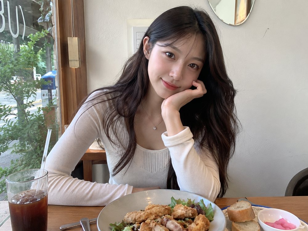 점심 모임 호스트